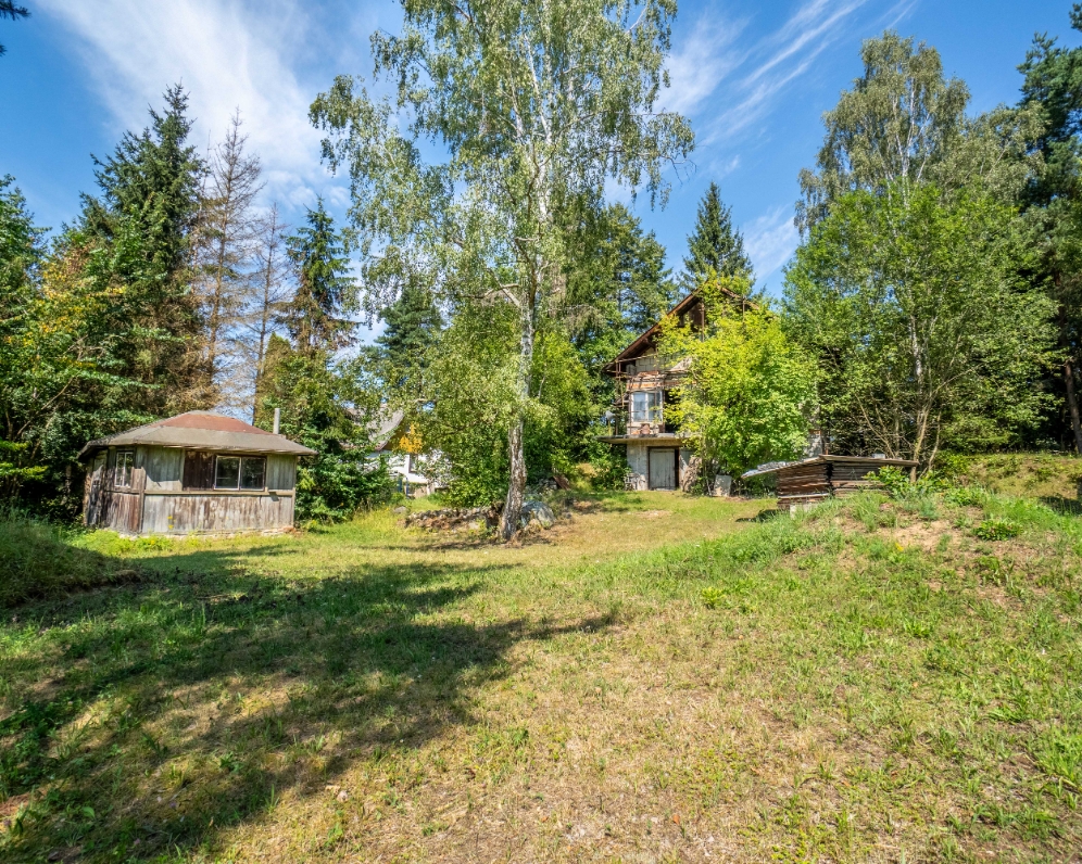 Chata, Kamenice, Těptín